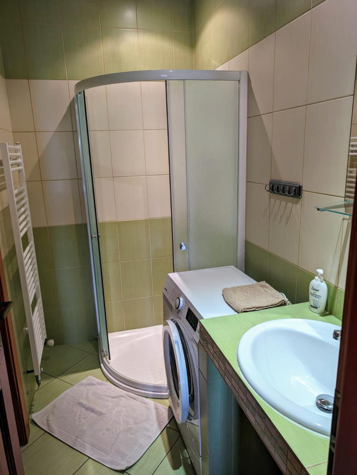 Roubenka Apartment Červený Kostelec Bagian luar foto